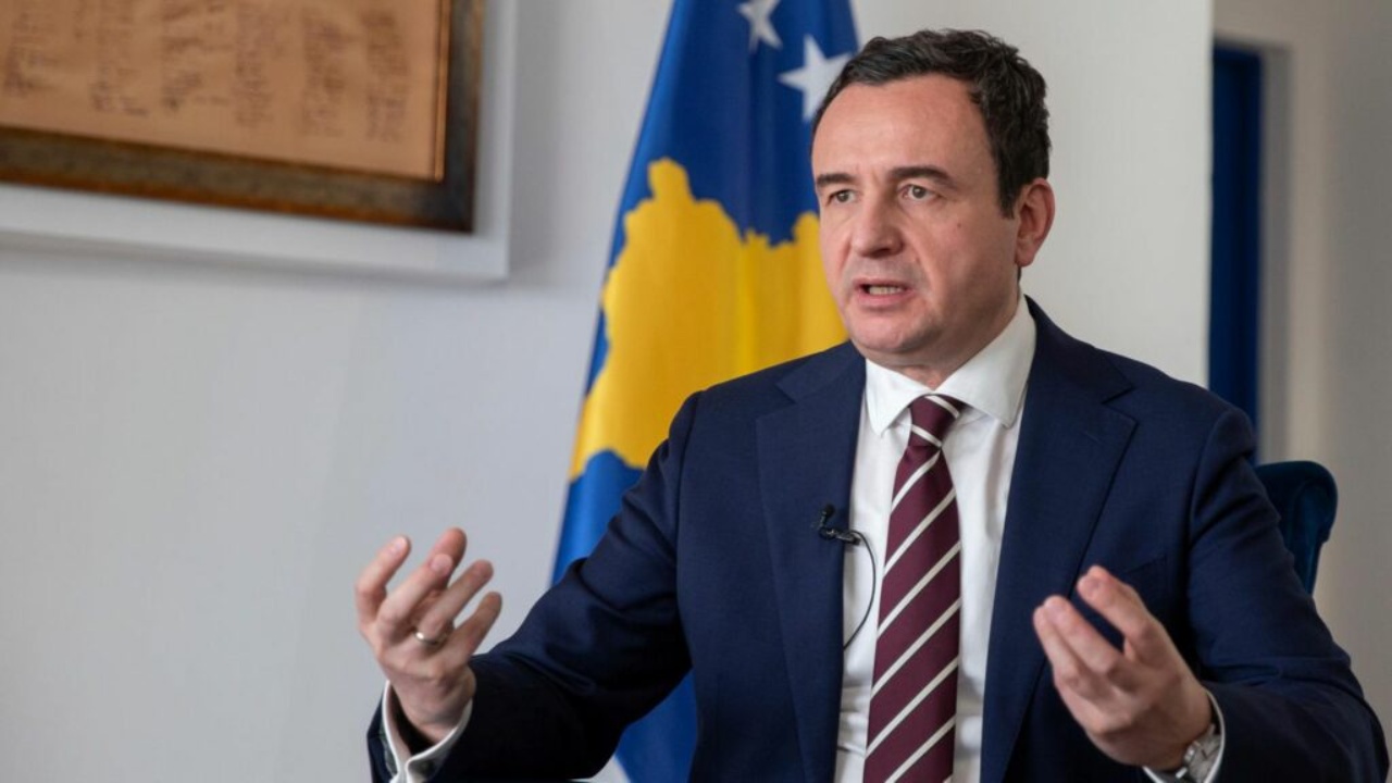 Kurti në takimin me të dërguarën britanike: Dënimet ndaj ish-drejtuesve të UÇK-së janë të rënda dhe të padrejta